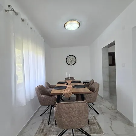 Villa Ivanovic
